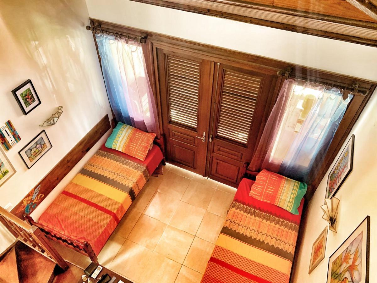 Appartement Duplex Climatise Avec Wi-Fi - Plage Pointe Marin A Pieds, Recemment Renove Sainte-Anne Exterior foto